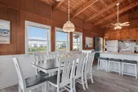 SEMI OCEANFRONT, Steps to the Beach, Unobstructed Amazing Ocean Views. Remodeled - Beach