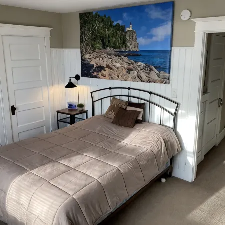 Superior Views, Harbor Views, Scenic Skyline Parkway, Remodeled, Charming