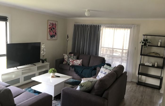 CandE on Wheelton-Centrally Located  Holiday Getaway Home in Kingscote!