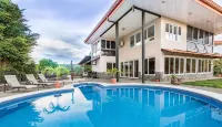 Hilltop Villa with Pool overlooking Jaco - สระว่ายน้ำส่วนตัว