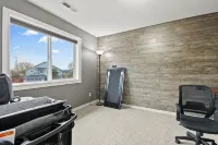 Charming 4-bedroom family friendly house with WiFi and AC in fabulous Vancouver - 4 stjerner