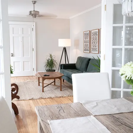 Luxury on Main / West