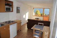 2 Bed Apartment with Great Views Backing onto the Diable Ski Lift