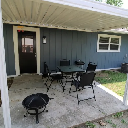 Claremore Whole House - Just Fully Remodeled - Dogs Allowed - No Checkout Chores