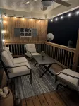 Easy access 3 bd 3 ba riverside retreat just 5 mins from WCU campus! Ping pong!