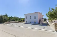 Apartments Villa V - Pools
