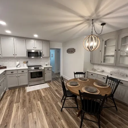 Beautiful 2BD 2BA home in small-town America