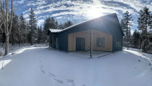 Pine Lodge: 2-bedroom vacation home minutes to Acadia National Park - Homestays