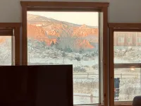 Capitol Reef Home with fast wi-fi and washer/dryer - Homestays