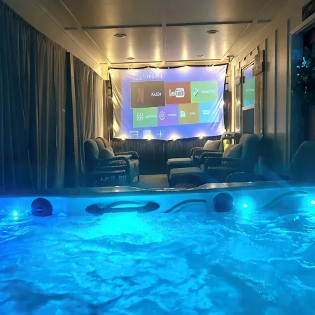 New Cabin ~Hot Tub in Theater~1 Quiet Acre ~Hiking ~Fire Pit ~King Suites