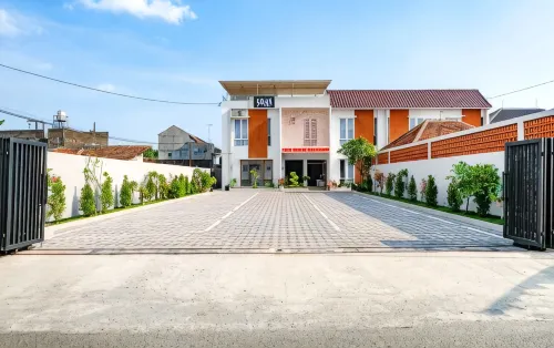 Sans Stay at Meizan Malioboro Yogyakarta - 3-Star