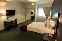 إل بولو هوتل آند سويتس - مطابخ