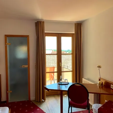 Hotel Erlenbacher Hof Отели рядом с достопримечательностью «Харнхайм»