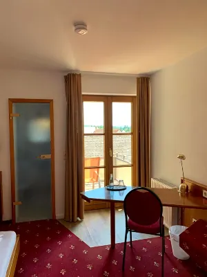 Hotel Erlenbacher Hof - balcony