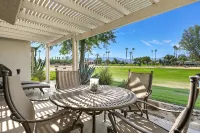 Desert Paradise Retreat Awaits on Golf Course with Sunset & Mountain Views - Mountain view