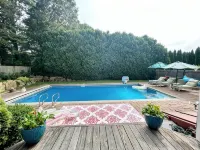 Spacious 5Bdrm Home- Saltwater Pool, WiFi, AC, Private Beach Parking Pass