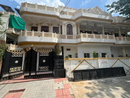 Play Vishal Villa