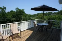 Discover Your Perfect Cape Ann Getaway - A Charming Bayview Retreat