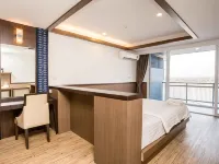 Blu Hotel Отели рядом с достопримечательностью «Река Меконг»
