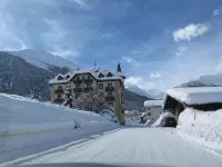 Hotel Schweizerhof Sta Maria
