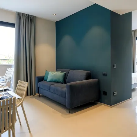 Ollen Apartments