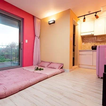 Yangyang Pink Beach Pension