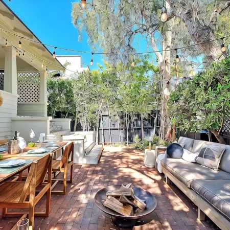 Stunning Rose Bowl Mansion 5 Minutes Walk!