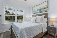 Long Beach Bungalow-3Br/2 bath - 4-Star