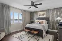 The LeClaire Driftwood Retreat on the Mississippi River! - 4-Star