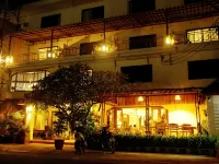 Phumanee Lahu Home Hotel - balcony