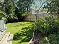 4Br Historic Old Town • 3 Private Parking Spots • Walk to Sights - Bungalows
