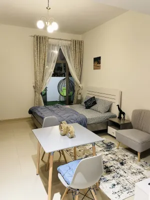 Spacious studio Apartment with Garden