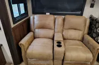 Cozy RV with all comforts of home in Horn town VA - ジム