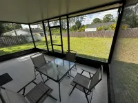 Spacious 4-bedroom house with AC, WiFi in wonderful Palm Bay - Wifi