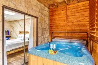 2Mi to Dollywood • Arcade Games • 3Br • Smarttvs • HotTub • BBQ • Easy Access! - シャレー