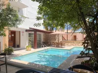 Progreso Beach Hotel - Pools