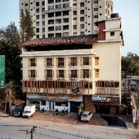 Pratham Inn by Downtown Hotel