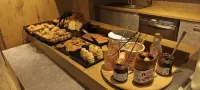 Ibis Budget Biarritz - Anglet - breakfast