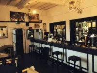 Highlands Hotel and Bar Hotel a Saint Leonards