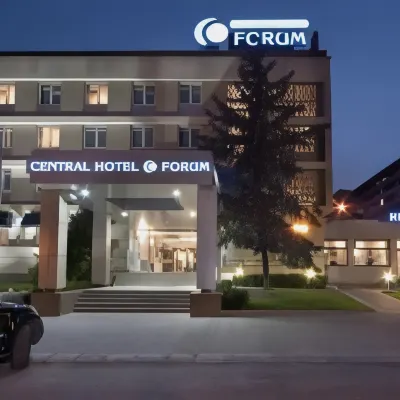 Hotel Forum - Free Parking Hotels near West Park
