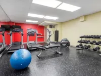 Quality Inn & Suites Hotel a Oakville