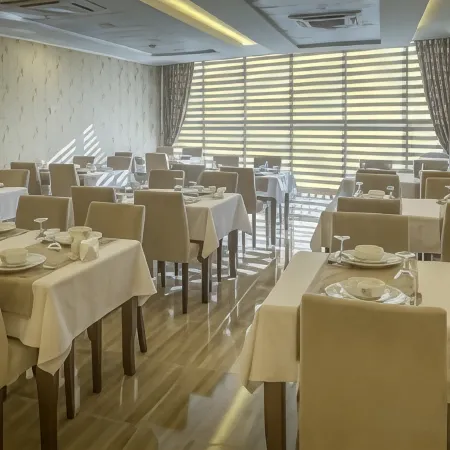 Park Square Hotel