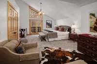 2109 B Chamonix Home