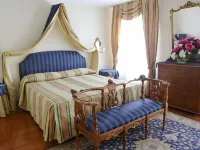 Hotel San Zulian Hotels near Teatro Malibran