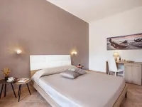 Cala di Ponente Hotels in Castelluzzo