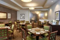 DoubleTree by Hilton Irvine Spectrum - Airport Shuttle