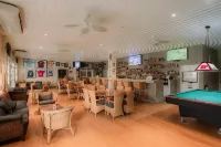Kingsleys Hotel and Gastro Pub - Airport Shuttle