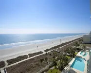 Hampton Inn & Suites Myrtle Beach-Oceanfront - Beach