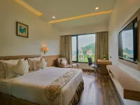 SKK Blu Hotel & Spa Hotels near Amberi