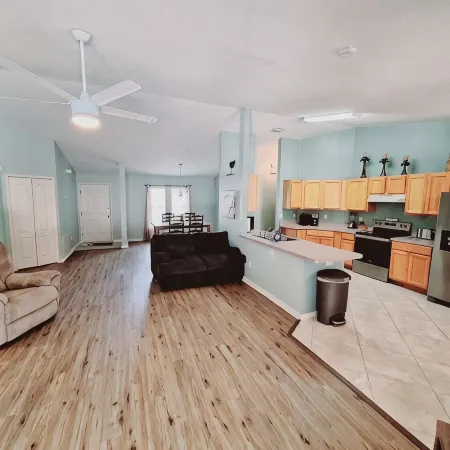 🍹🌞 Tropical Paradise! Heated Pool, Boat Parking, Near Beaches!